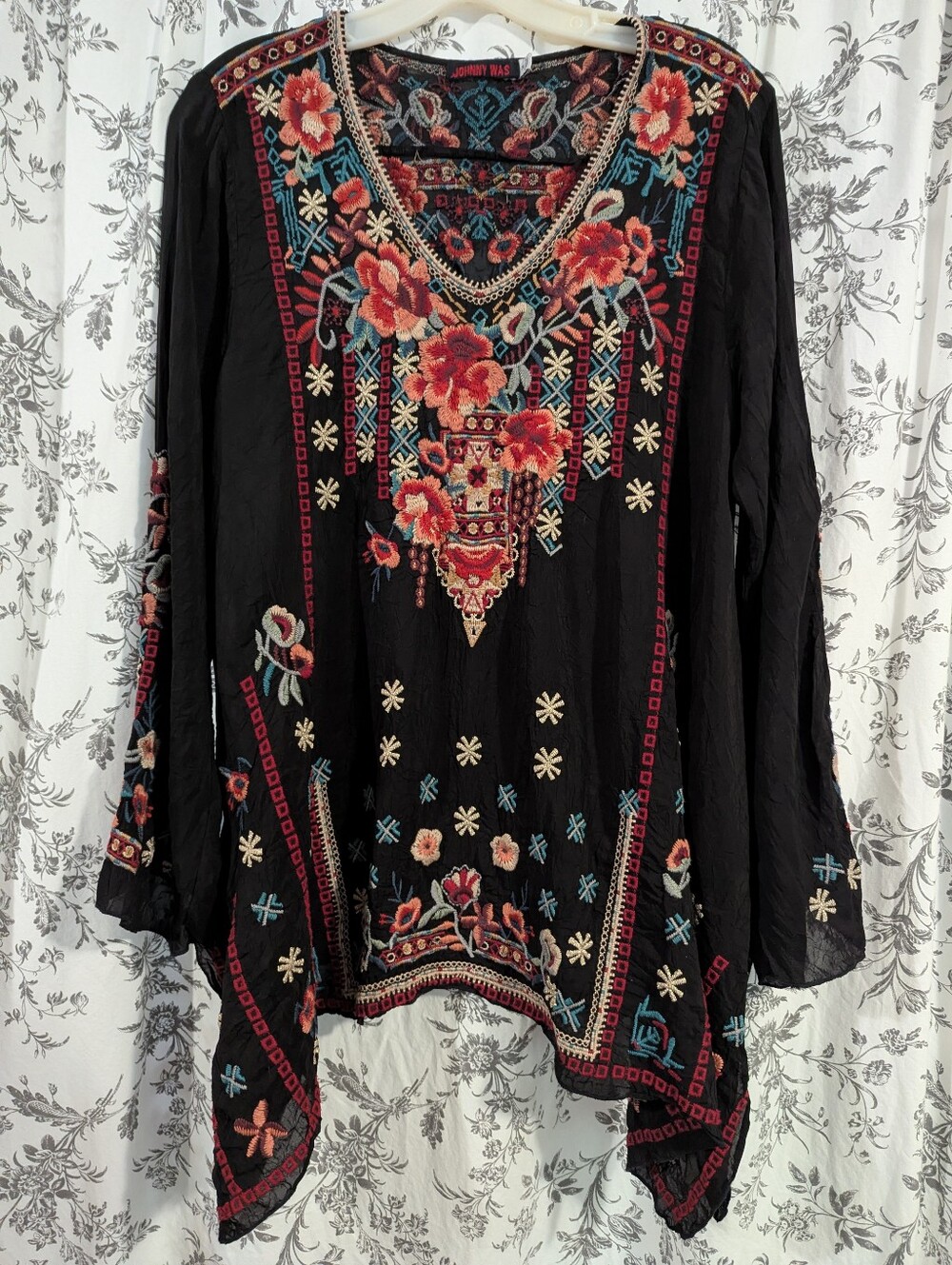 Johnny Was Black Floral Embroidered Tunic with Multicolor Stitching - Picture 3 of 7